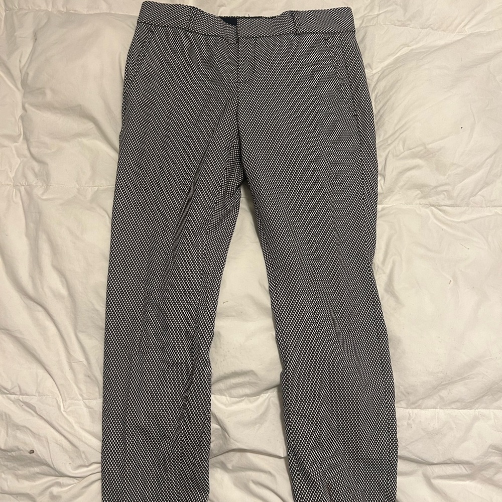 Banana Republic women’s  Black and White Houndstooth Pants